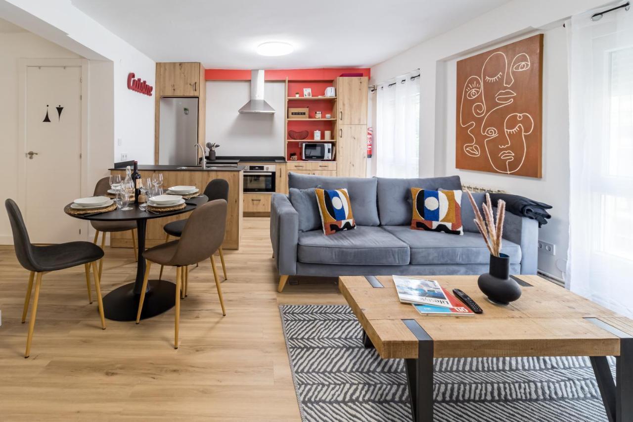 Apartamento Recien Reformado Plaza Del Ayuntamiento Santander Eksteriør billede
