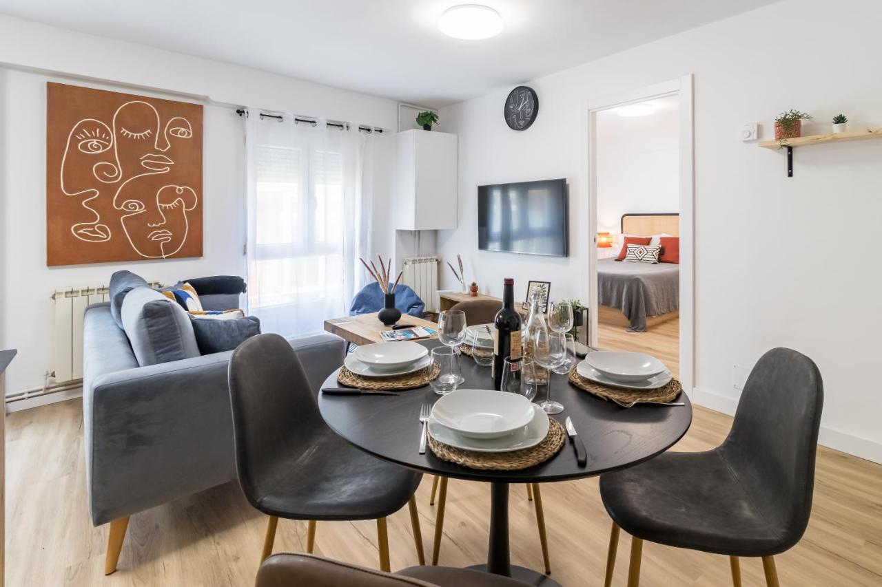 Apartamento Recien Reformado Plaza Del Ayuntamiento Santander Eksteriør billede