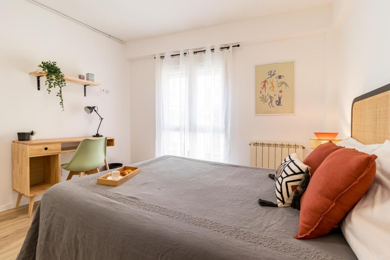 Apartamento Recien Reformado Plaza Del Ayuntamiento Santander Eksteriør billede